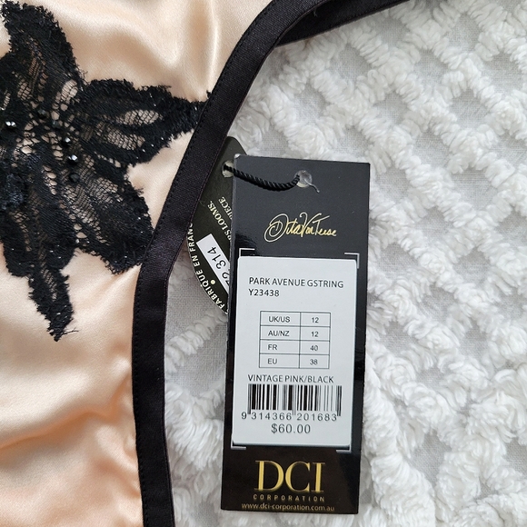 NWT Dita Von Teese Park Avenue G-String Thong - Picture 3 of 7